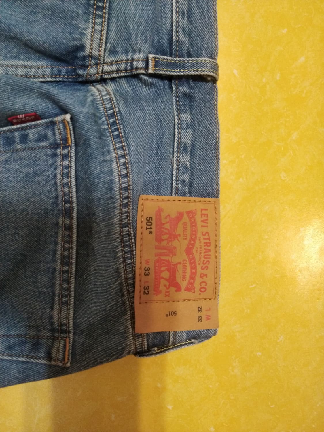 리바이스 501 w33 l32 새거 팝니다. 상품이미지1