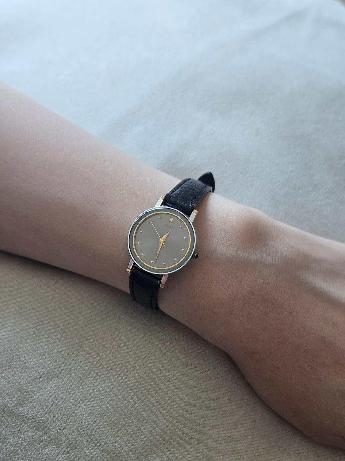 세이코 엑셀린 여성 가죽 쿼츠 시계 상품이미지2