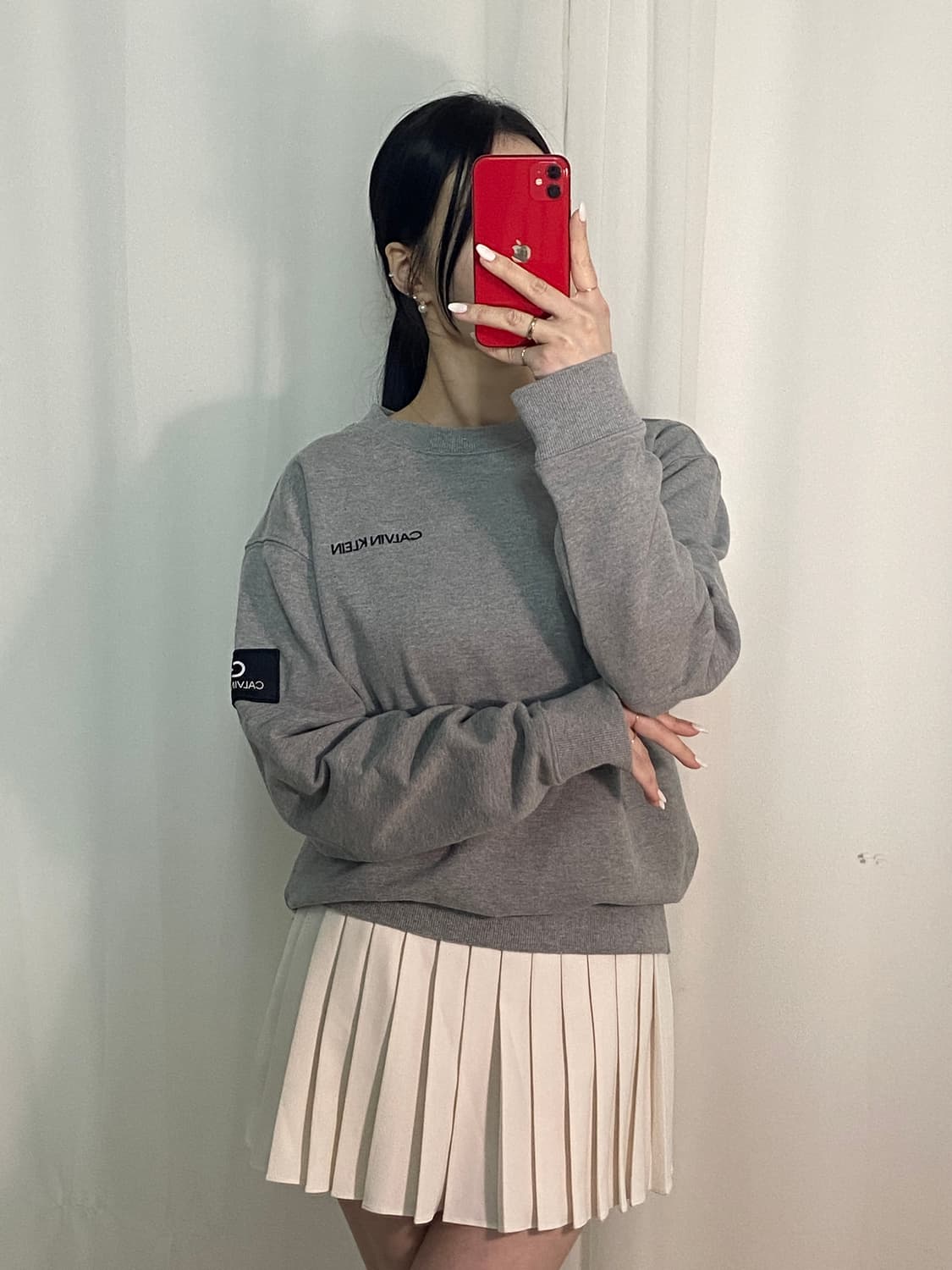 캘빈클라인 그레이 와펜 맨투맨 상품이미지2