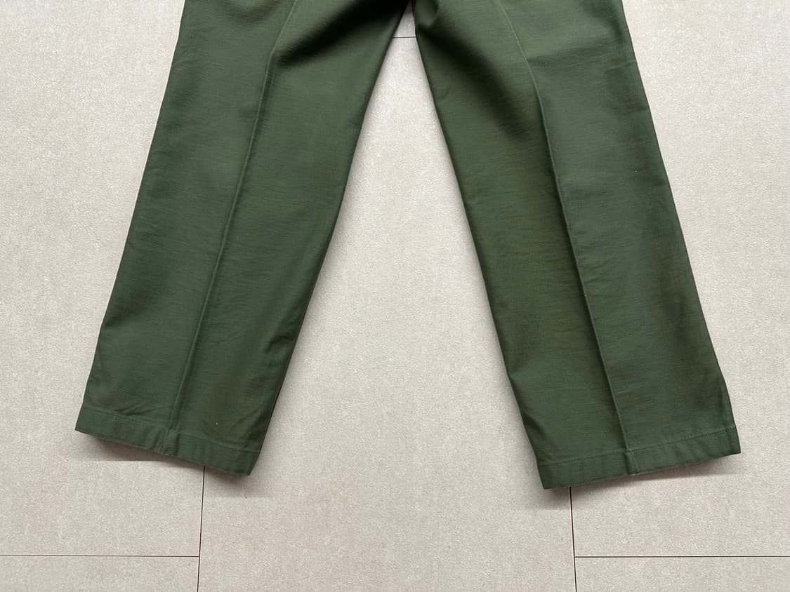 [2] 더패브릭 백사틴 퍼티그팬츠 올리브 그린 상품이미지10