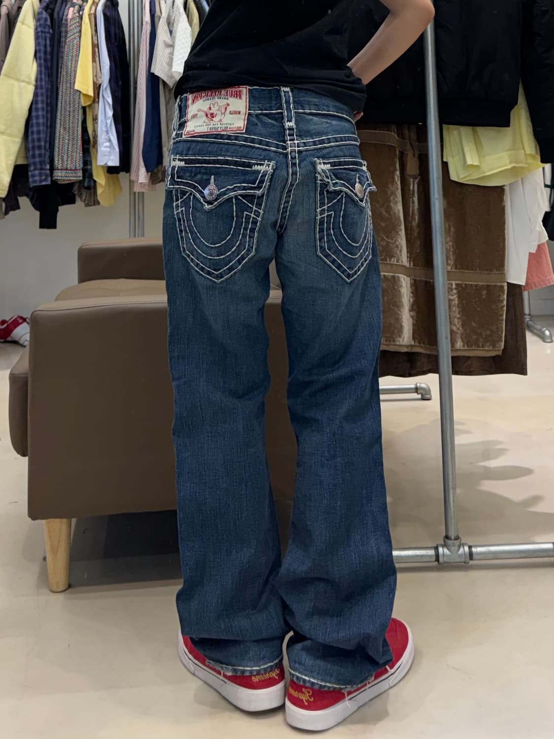 트루릴리전 빌리 슈퍼 T 부츠컷 데님 팬츠 상품이미지7