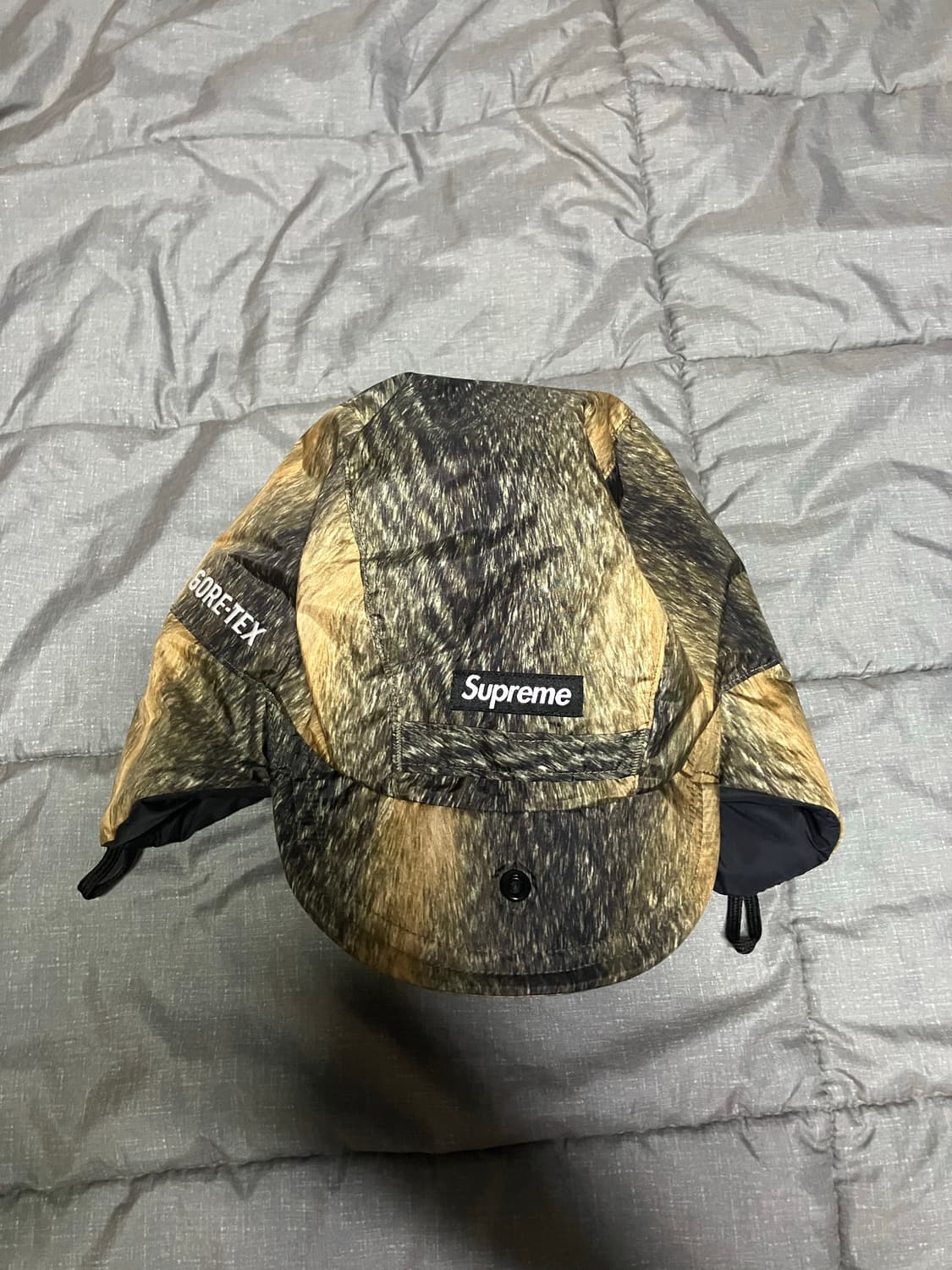24fw 슈프림 고어텍스 이어플랩 캡 퍼 프린트 M-L 상품이미지2