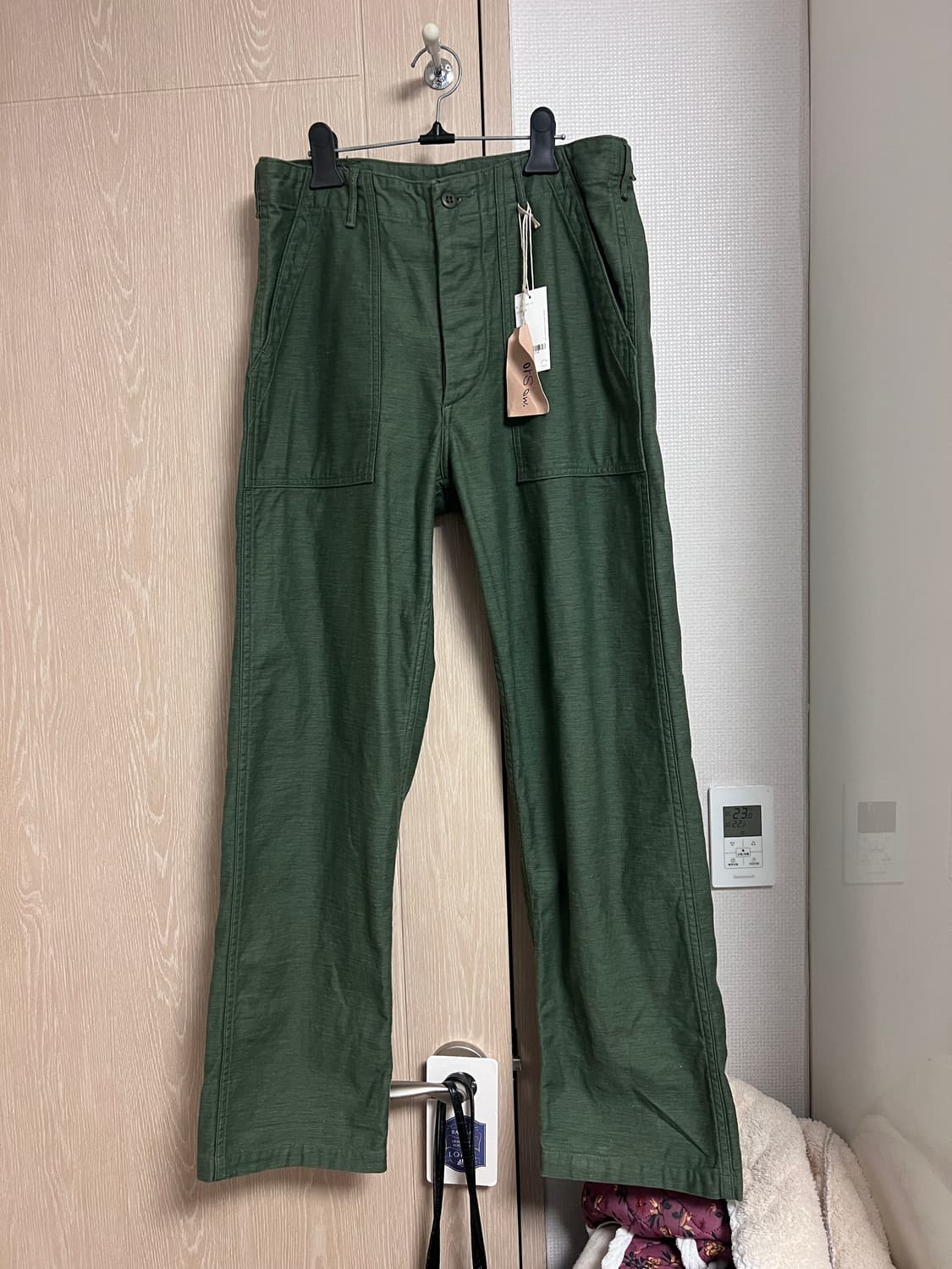 오어슬로우 퍼티그팬츠 레귤러핏 2사이즈 팝니다. 상품이미지1