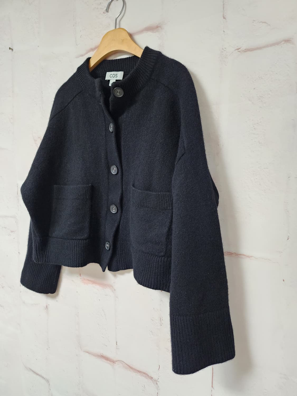COS 울 크롭 가디건 상품이미지4