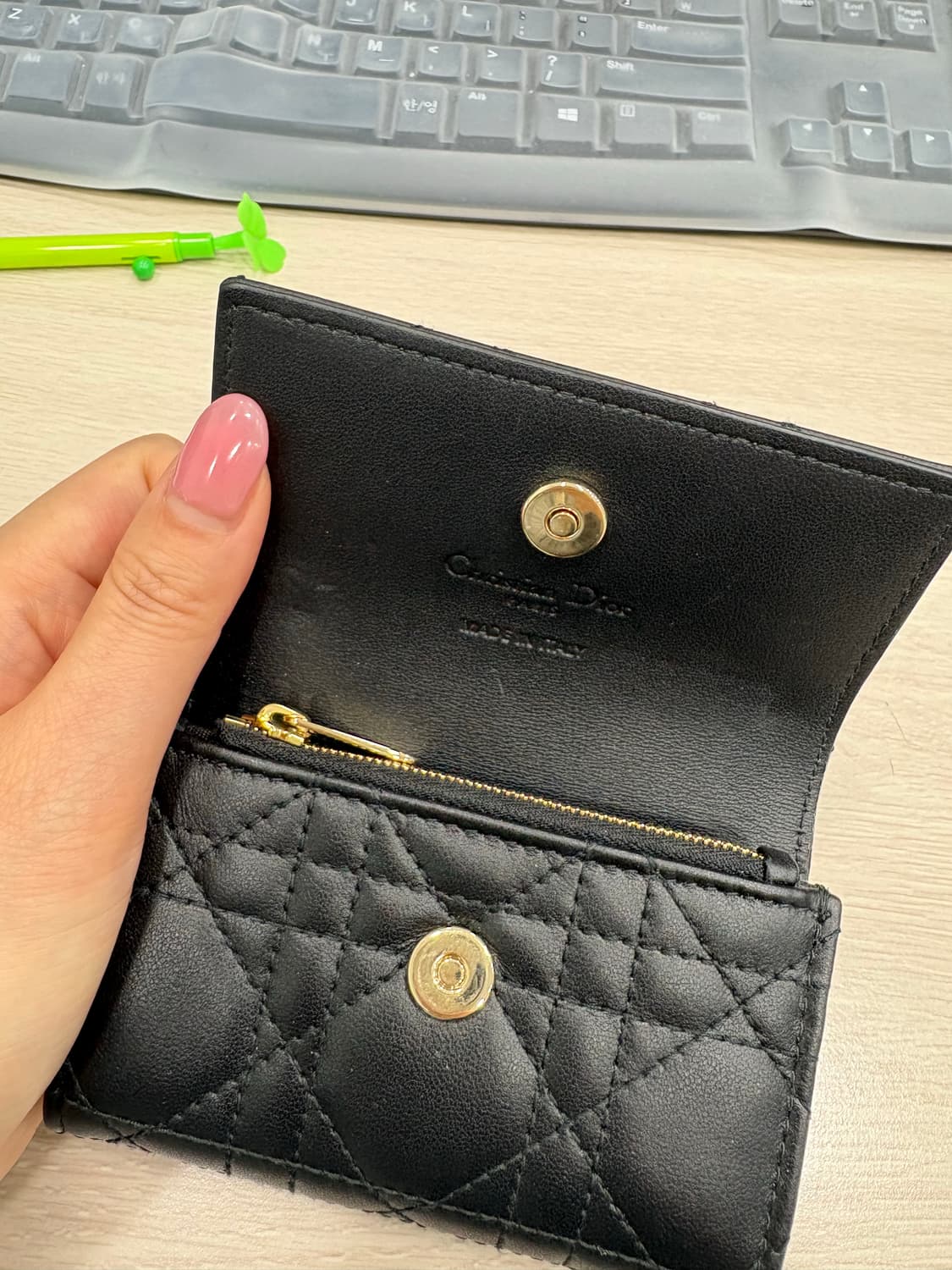 (정품)디올 블랙 카드지갑 상품이미지6