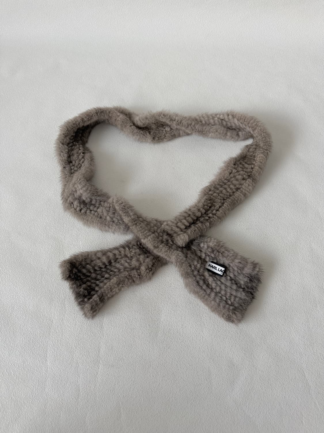칼 라거펠트(KARL LAGERFELD) 밍크 머플러 상품이미지1