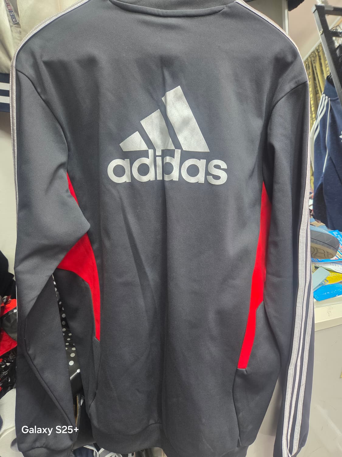 아디다스  리버플   맨투맨 상품이미지3