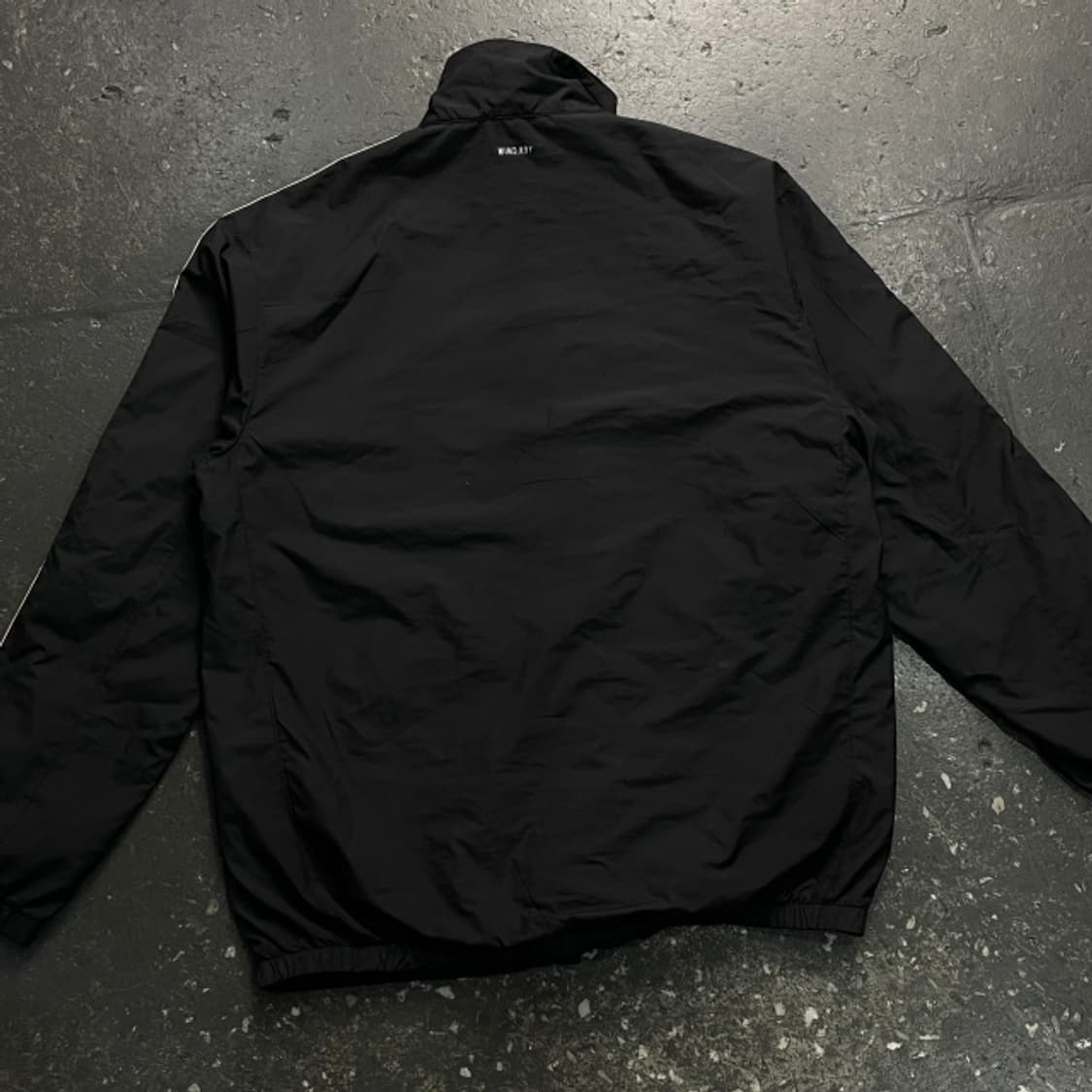 105 아디다스 삼선 바람막이  상품이미지5