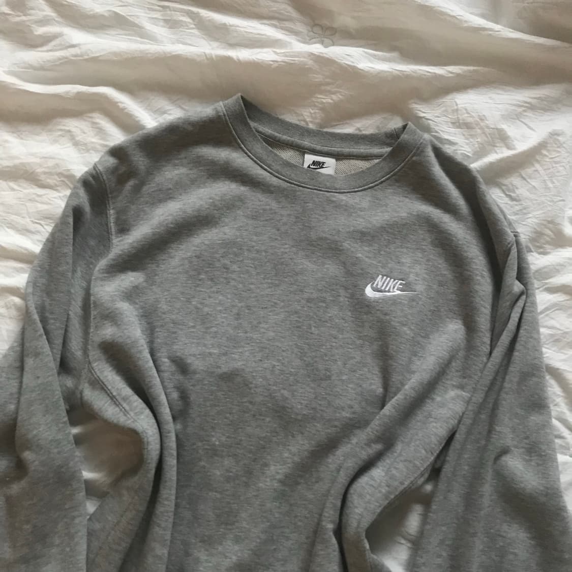 나이키 맨투맨 상품이미지2