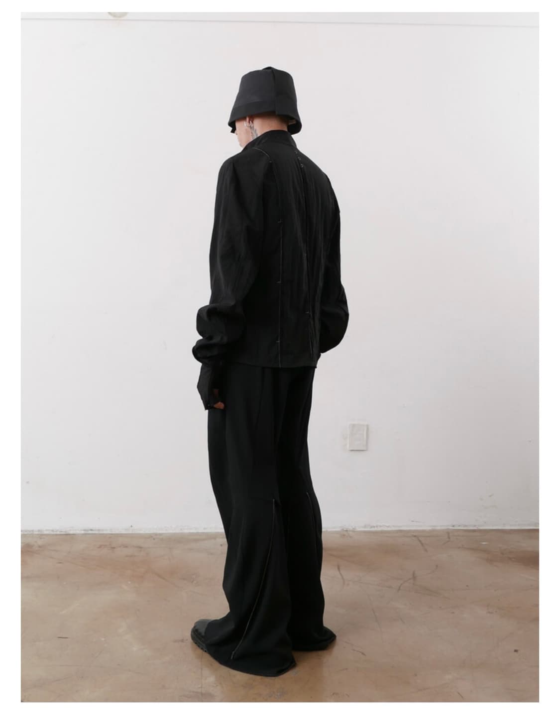 카르넷 아카이브 GLOVE SLEEVE JACKET 상품이미지3