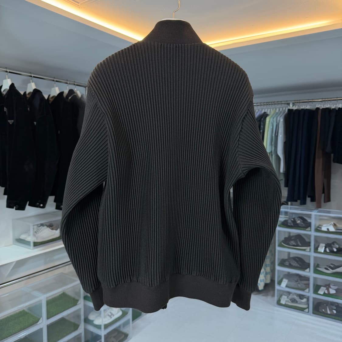 [리오브] 이세이미야케 옴므플리세 플리츠 가디건 상품이미지2