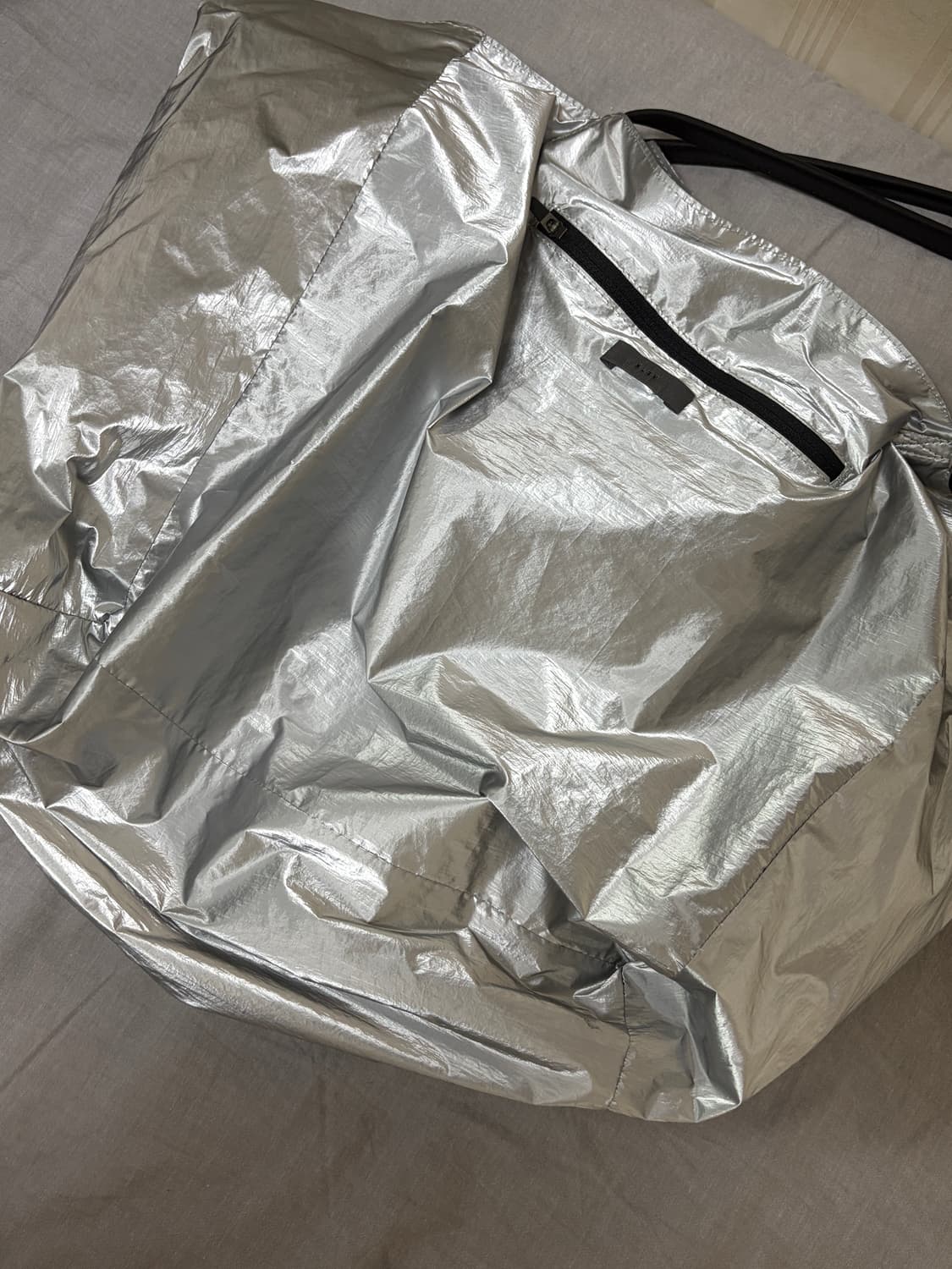 [OS] 엑슬림 EP.7 SYNOPSIS BAG SILVER 상품이미지2