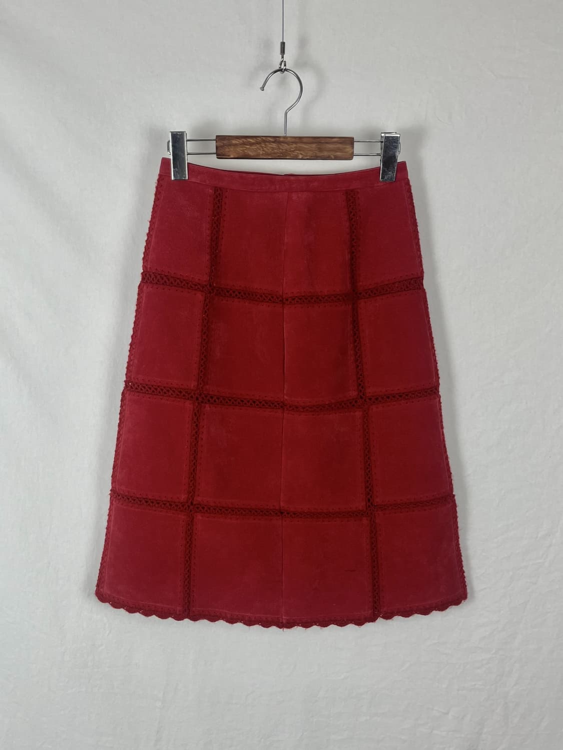 Vintage 스웨이드 레드컬러 미디 스커트  상품이미지2