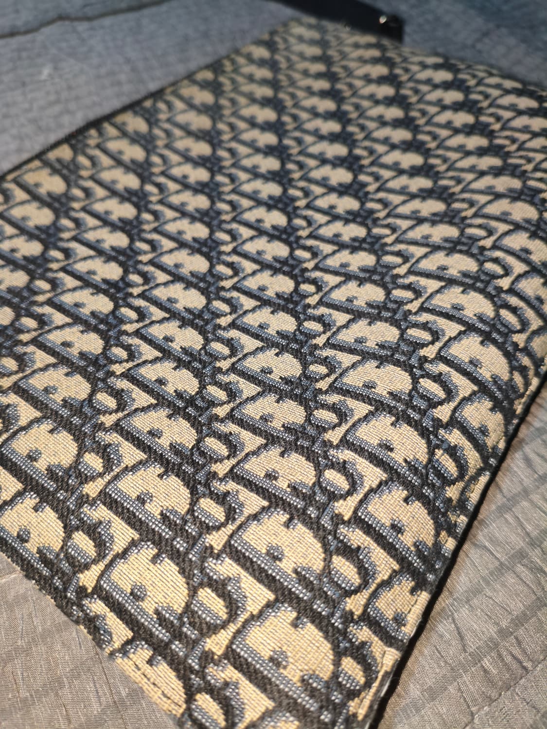 디올 오블리크 A4 스트랩 파우치 크러치 백 상품이미지10