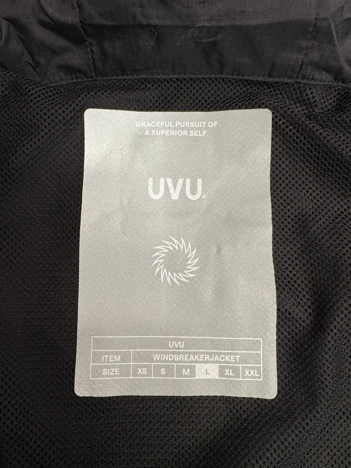 UVU 바람막이 L 사이즈 팝니다 상품이미지3