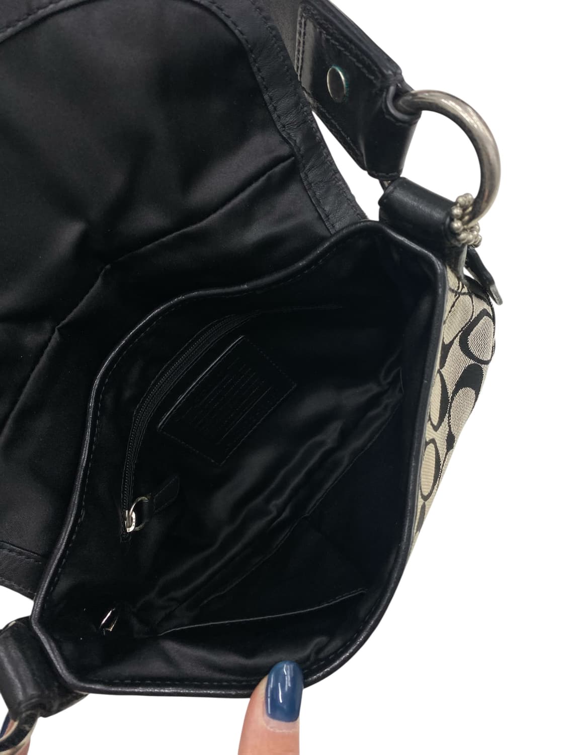 코치 y2k 블랙 버클 숄더백 상품이미지3