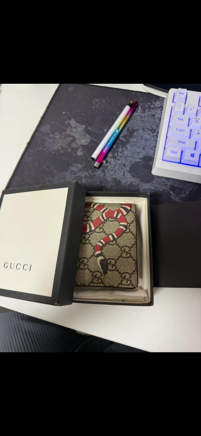 구찌 킹스네이크 반지갑 상품이미지3