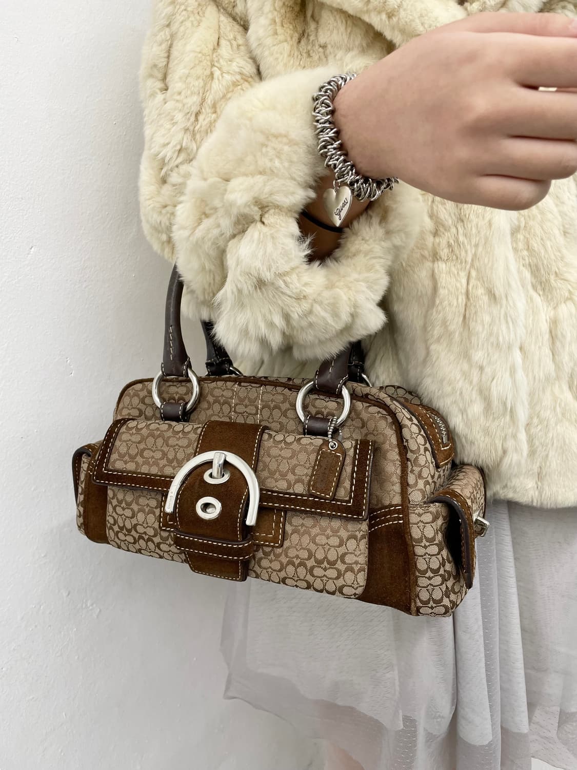 코치 자카드 시그니처 버클 포켓백 상품이미지5