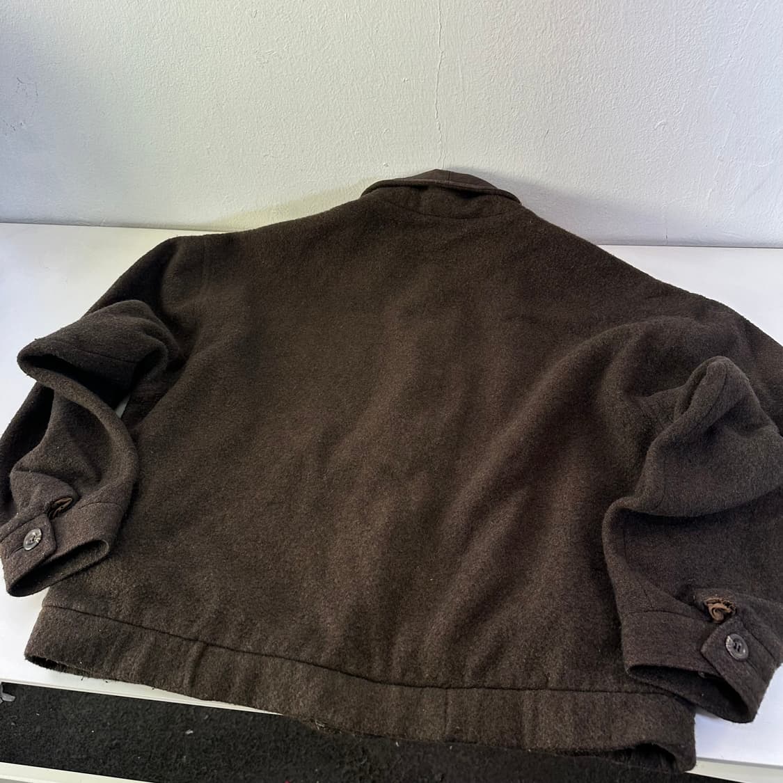 L 버버리 딥브라운 오버핏 레더카라넥 크롭 울자켓 상품이미지6