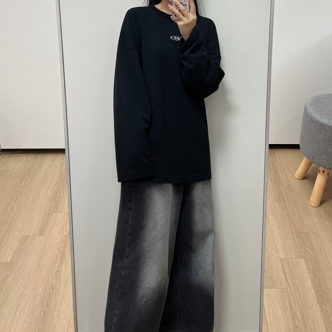 본투윈 실버 B로고 블랙 롱슬리브 상품이미지1