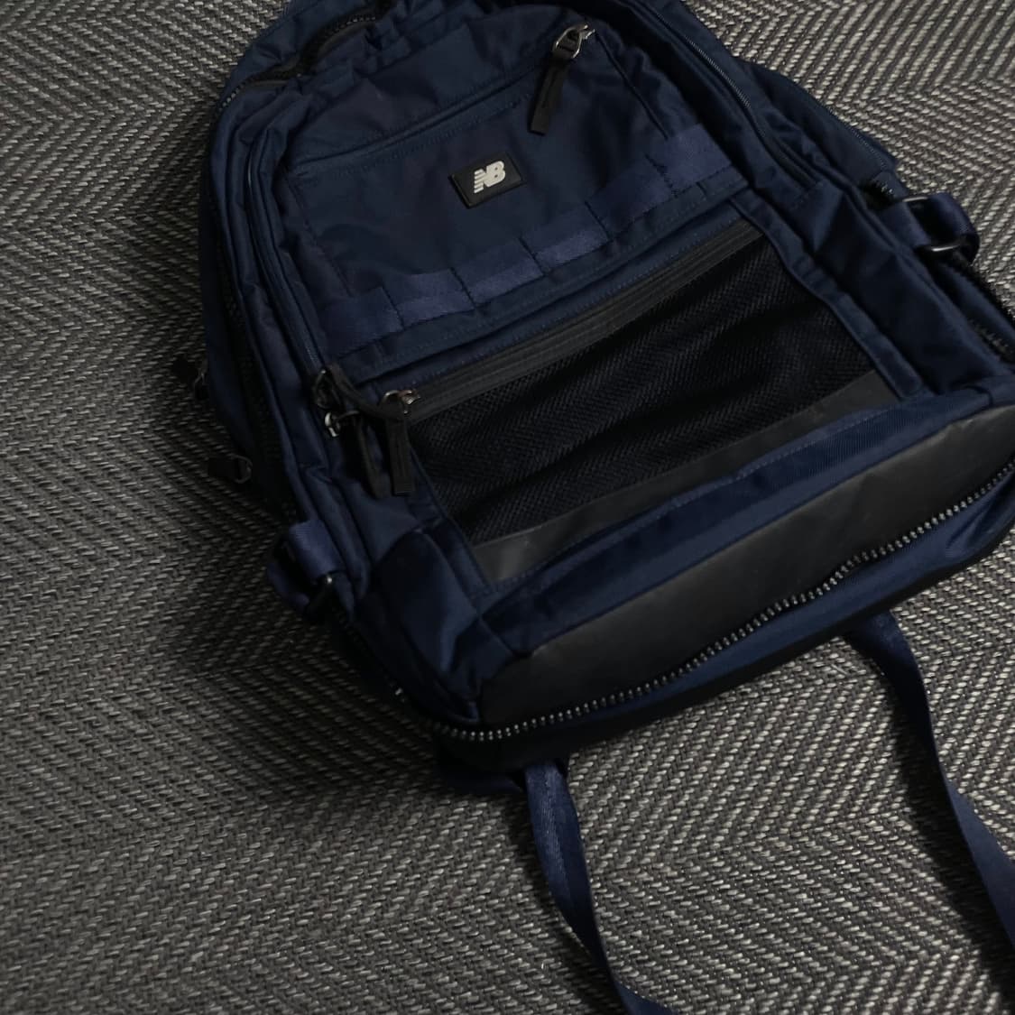 뉴발란스 3D 멀티 백팩 네이비o 4908 상품이미지3
