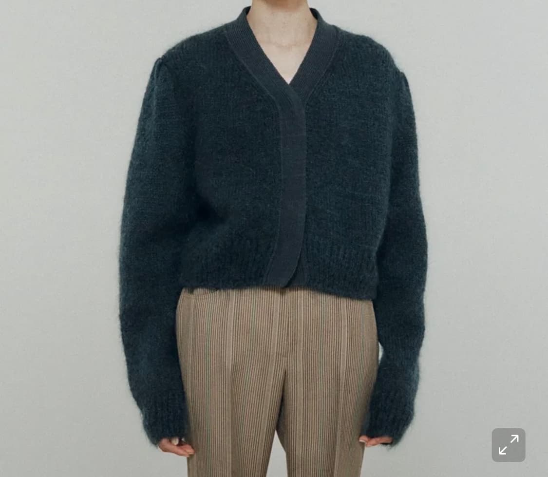 [새상품]아모멘토 그랜마 가디건 다크그레이 상품이미지1