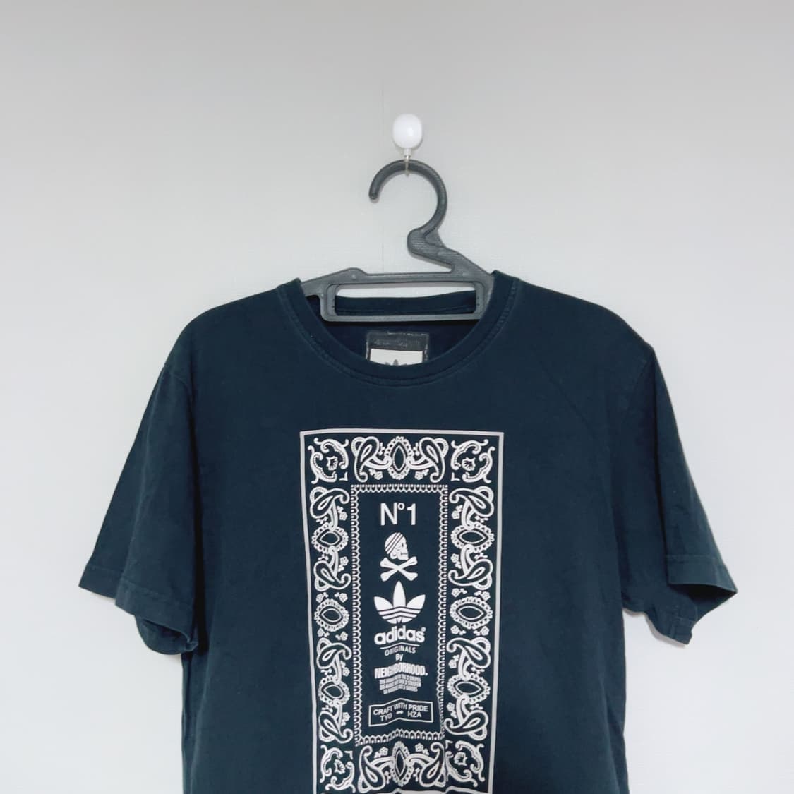 아디다스X네이버후드 도쿄 프린팅 공용 여름 반팔티 상품이미지2
