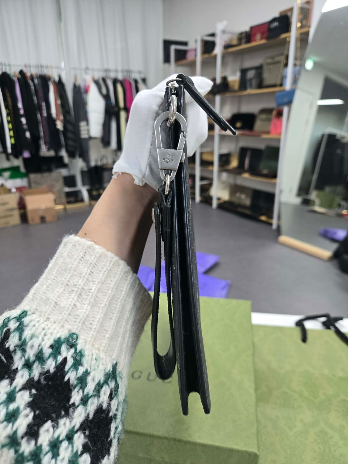 [40%할인] 구찌 점핑타이거 클러치백 상품이미지3