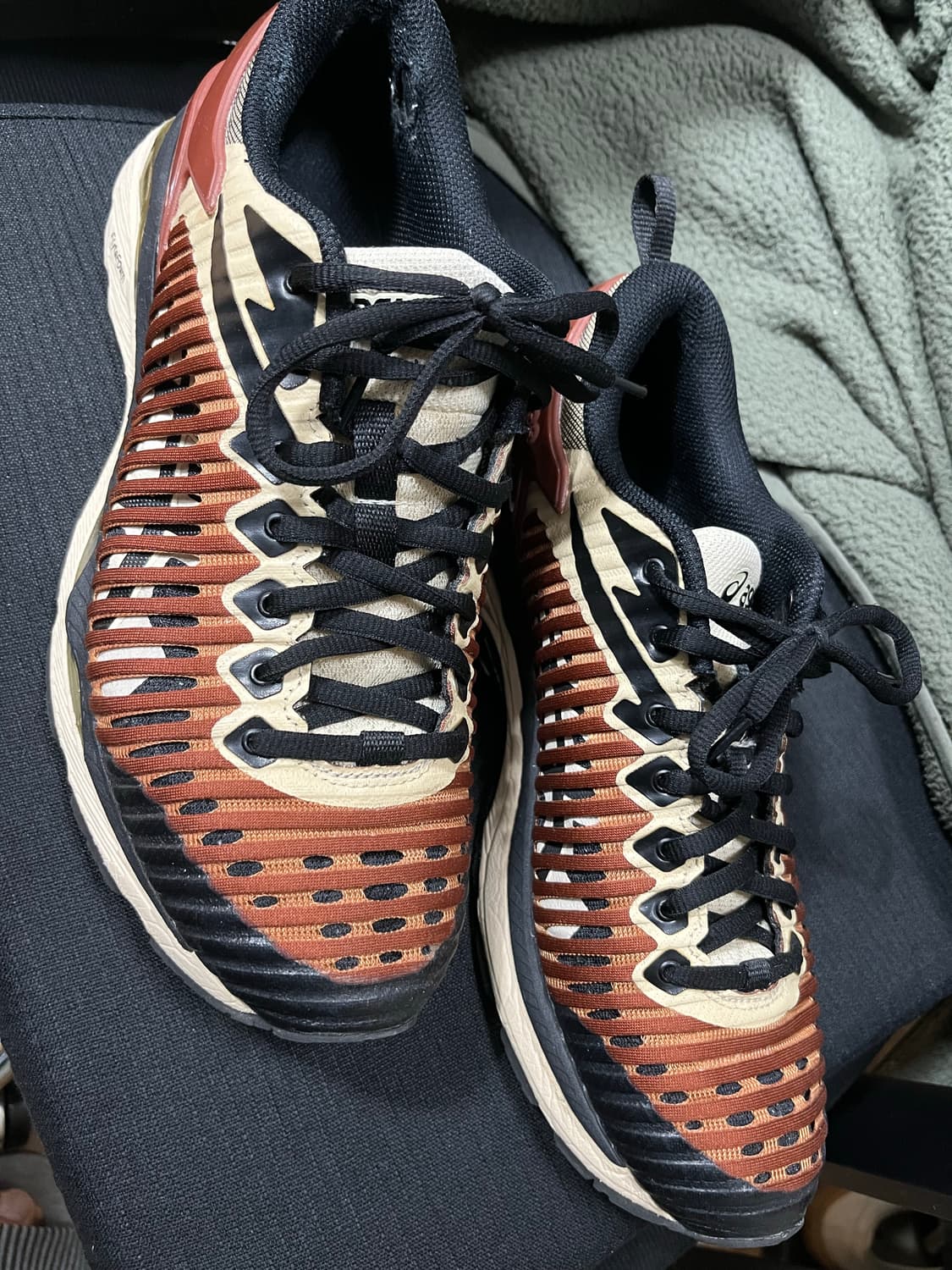 아식스 키코 젤델바 카라멜 265 상품이미지1