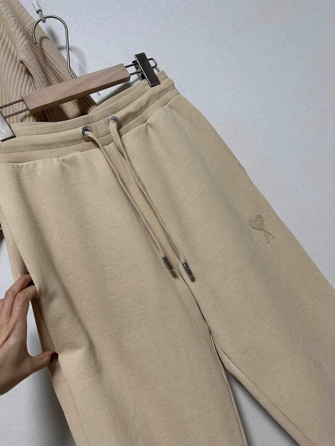 아미 하트로고 트랙 조거팬츠 xxs 상품이미지3