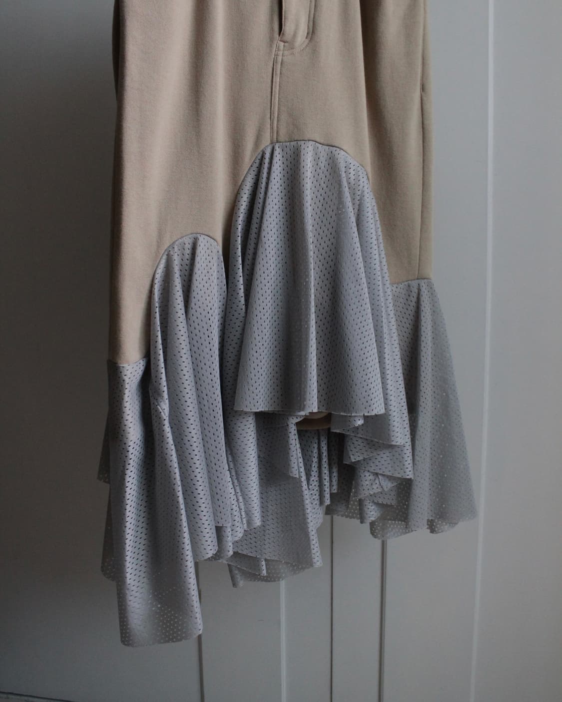 (dead stock) Facetasm unbalance skirt 상품이미지5