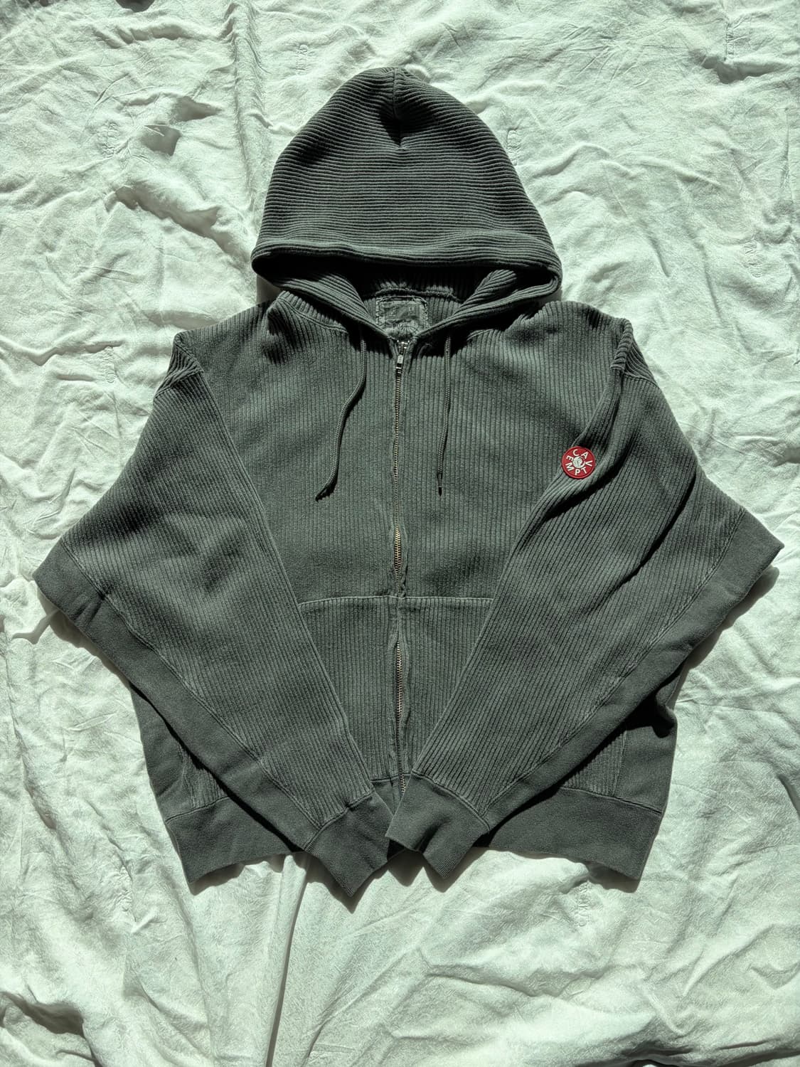 카브엠트 오버다이 와이드 립 컷 집 후드 차콜 상품이미지1