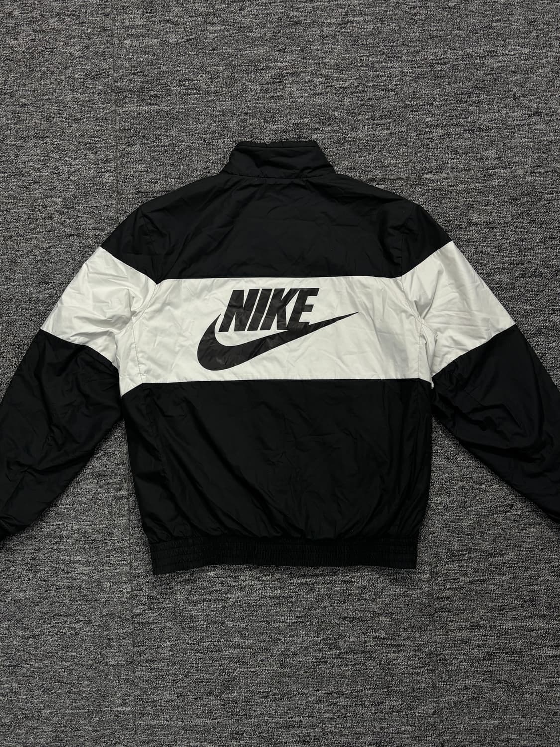 나이키 빅스우스 로고 투웨이 논카라 패디드 자켓 상품이미지5