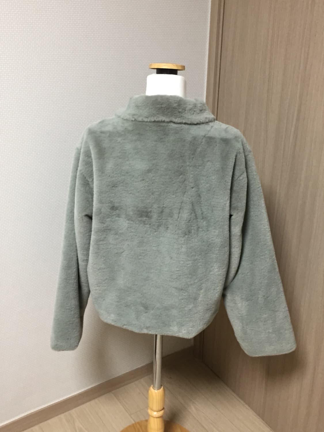 빈티지 세미 크롭 그린 퍼 자켓  상품이미지2