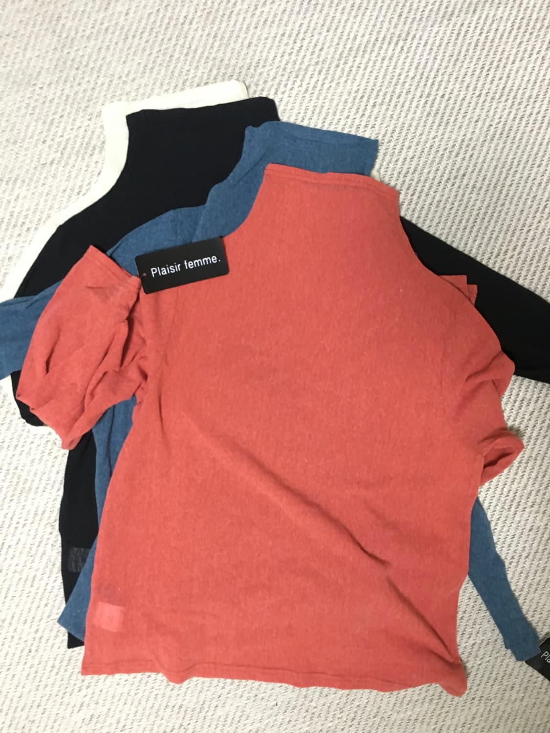 Plaisir femme 반폴라 니트 롱슬리브 (4 colors) 상품이미지1