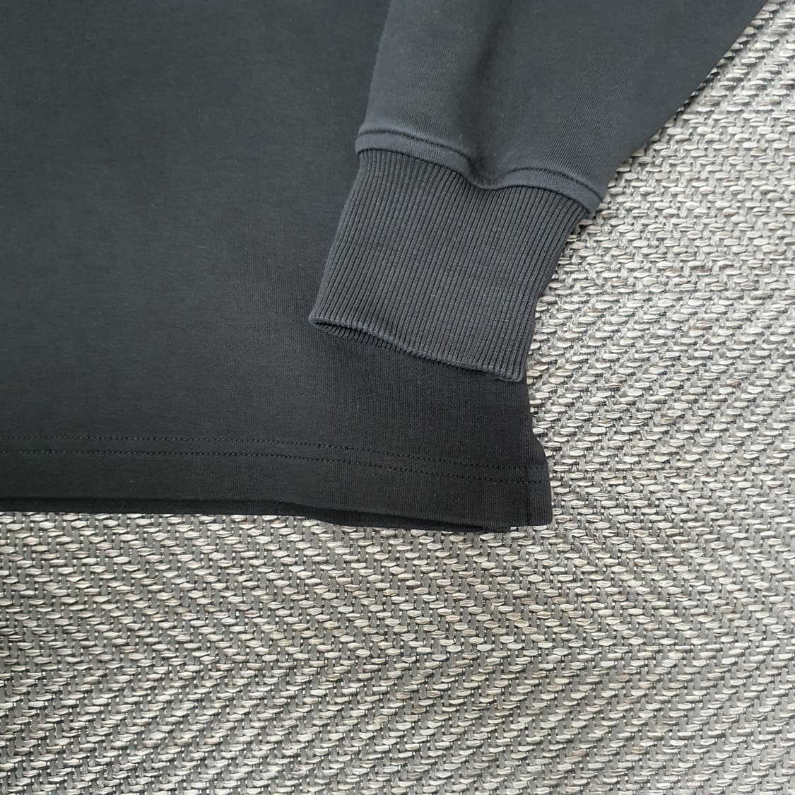 COS 코스 긴소매 카라티 남자105 상품이미지4