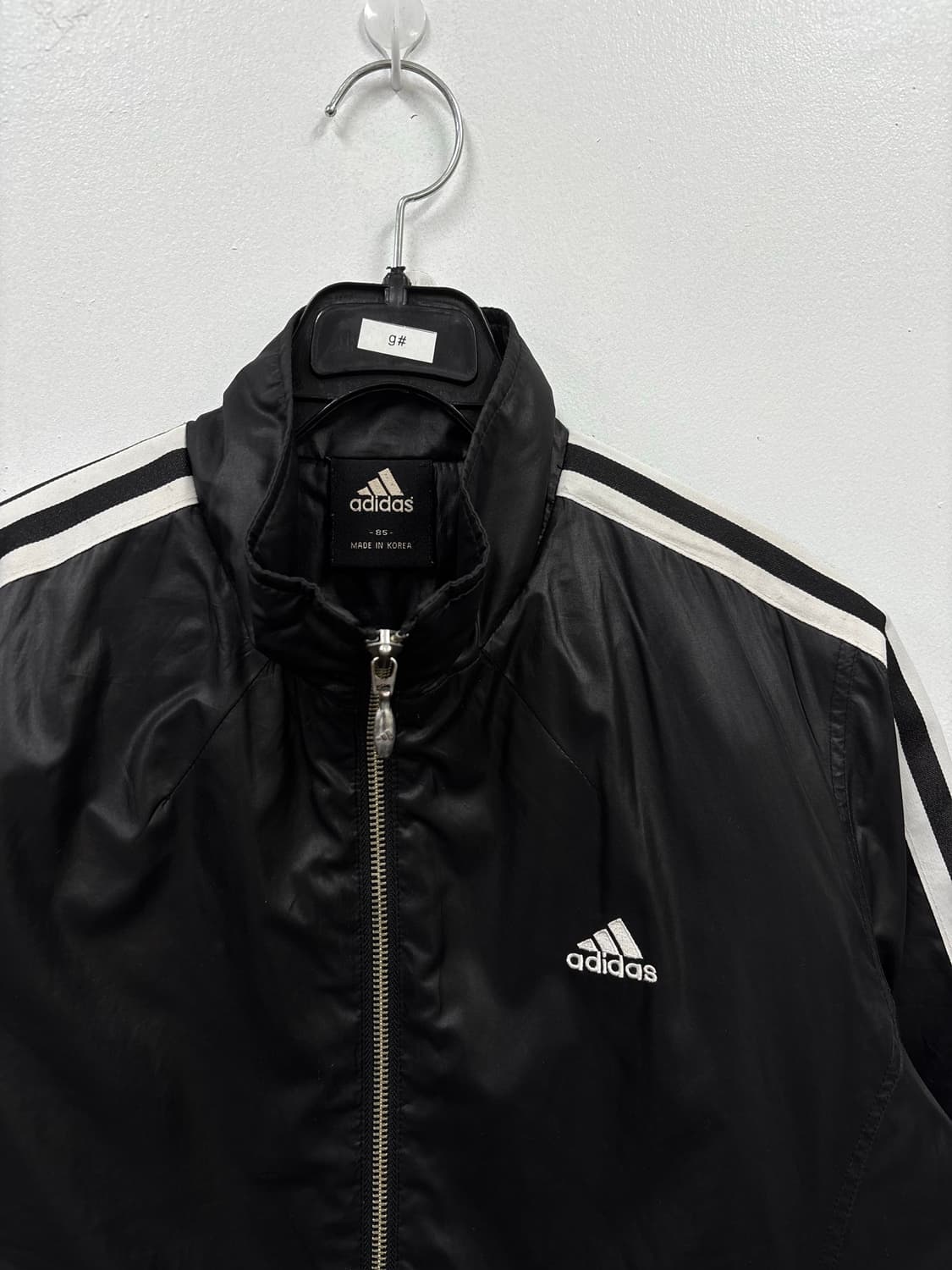 아디다스 우먼 유광 바람막이 상품이미지3