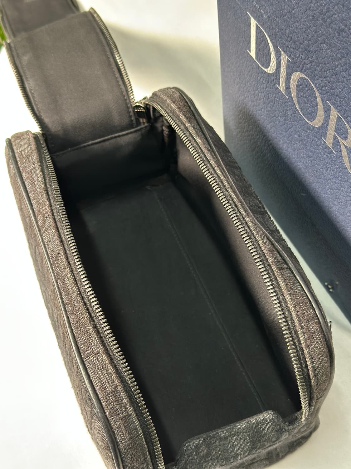 [정품]디올 오블리크 토일레트리 블랙 돕키트 상품이미지8