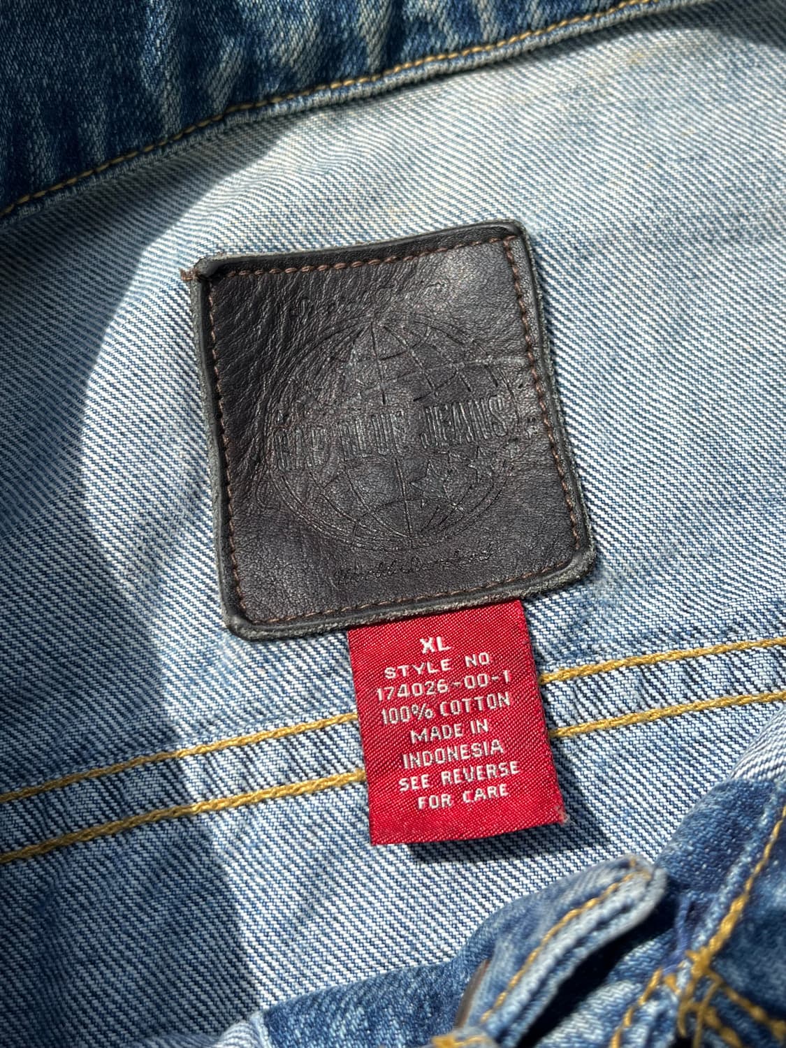 Old GAP Denim Trucker Jacket 상품이미지10