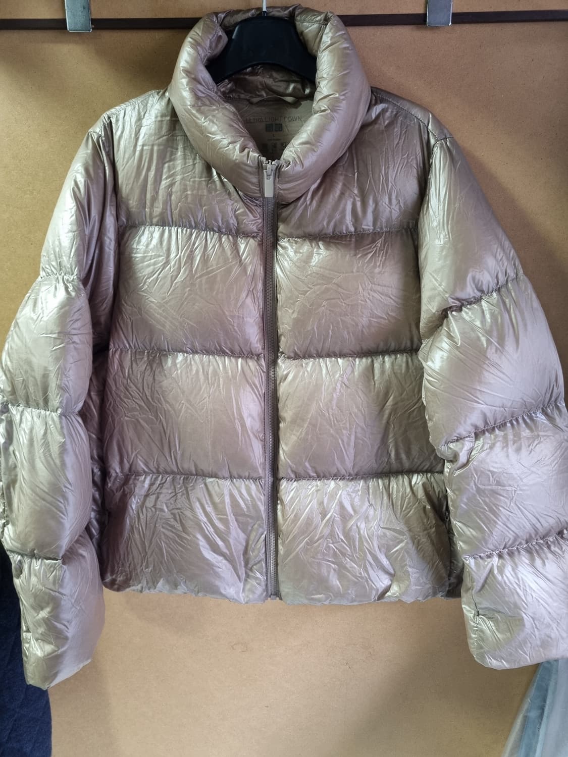 유니클로 여성 울트라라이트 숏패딩  상품이미지1