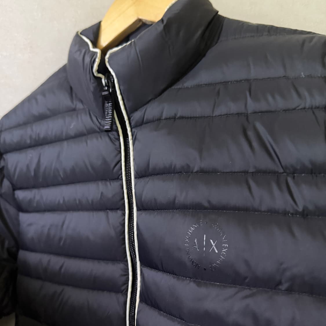 알마니익스체인지 남성 오리털 경량 패딩 M (95) 상품이미지2