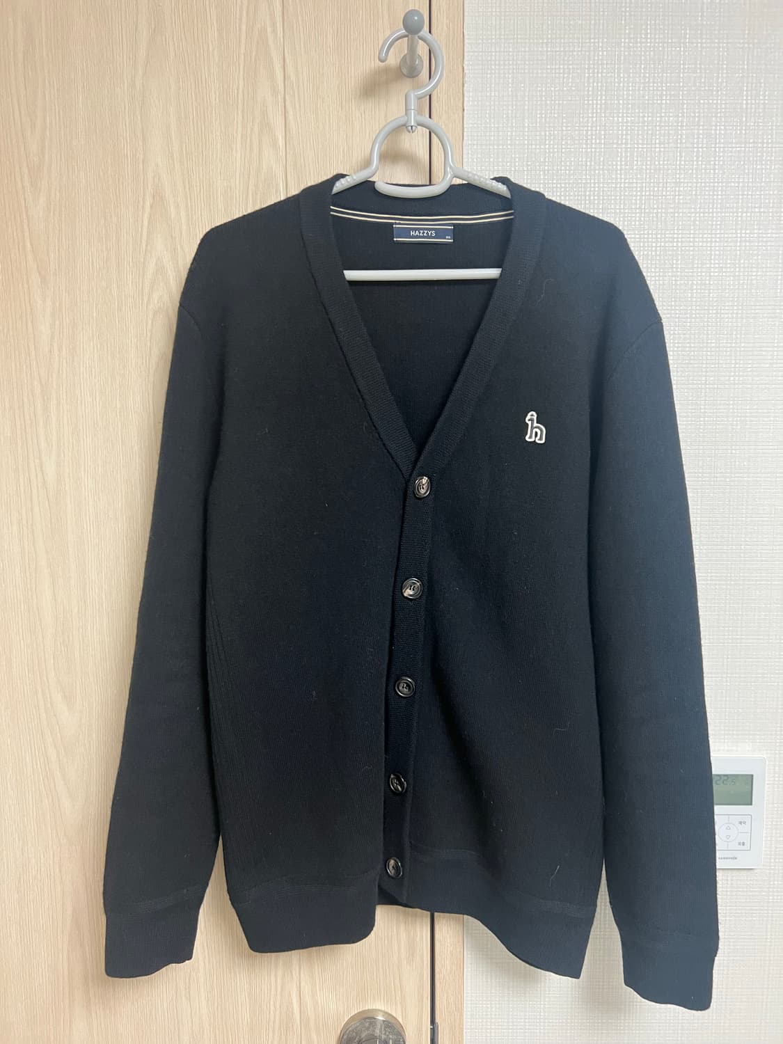 HAZZYS 헤지스 블랙 울가디건/100 상품이미지1