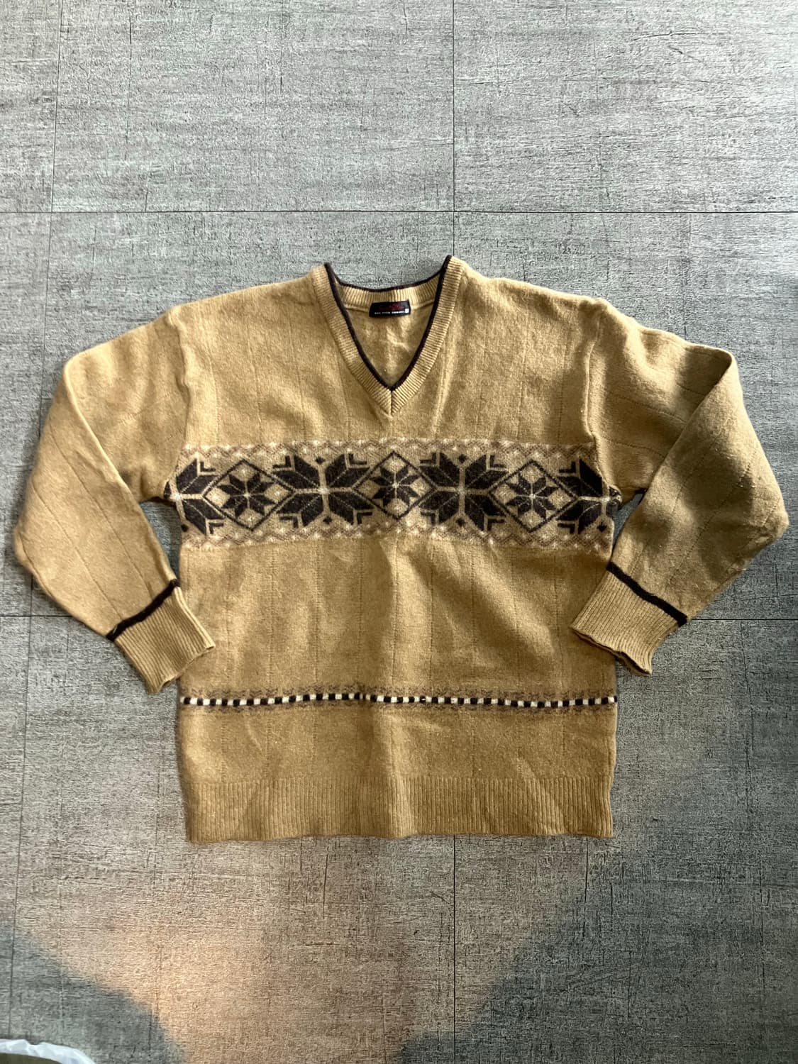일본빈티지 Tricotdov 올드스쿨아메카지 코위찬 브이넥니트스웨터 상품이미지1