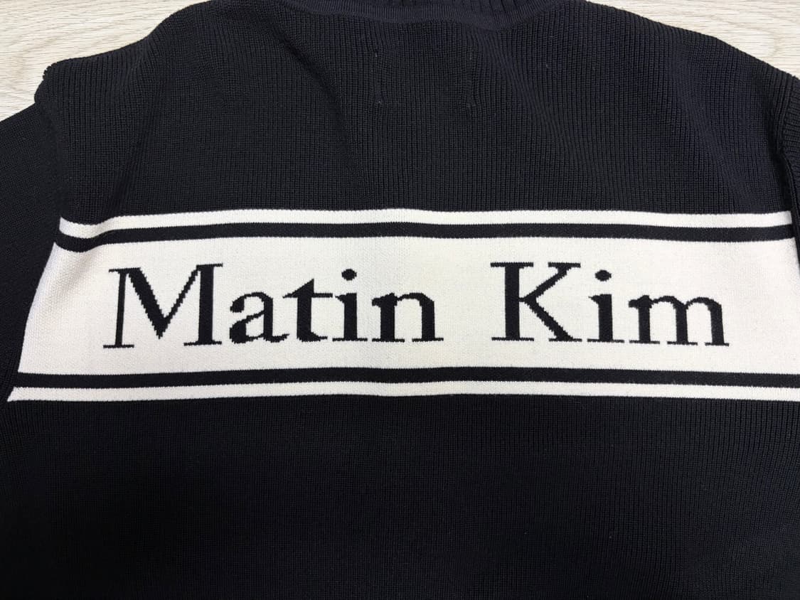 마뗑킴 스펠 포인트 스트라이프 가디건 블랙 상품이미지3