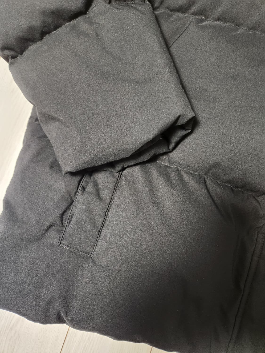 새상품급)푸마 다운 숏패딩 사이즈100(L) 상품이미지2