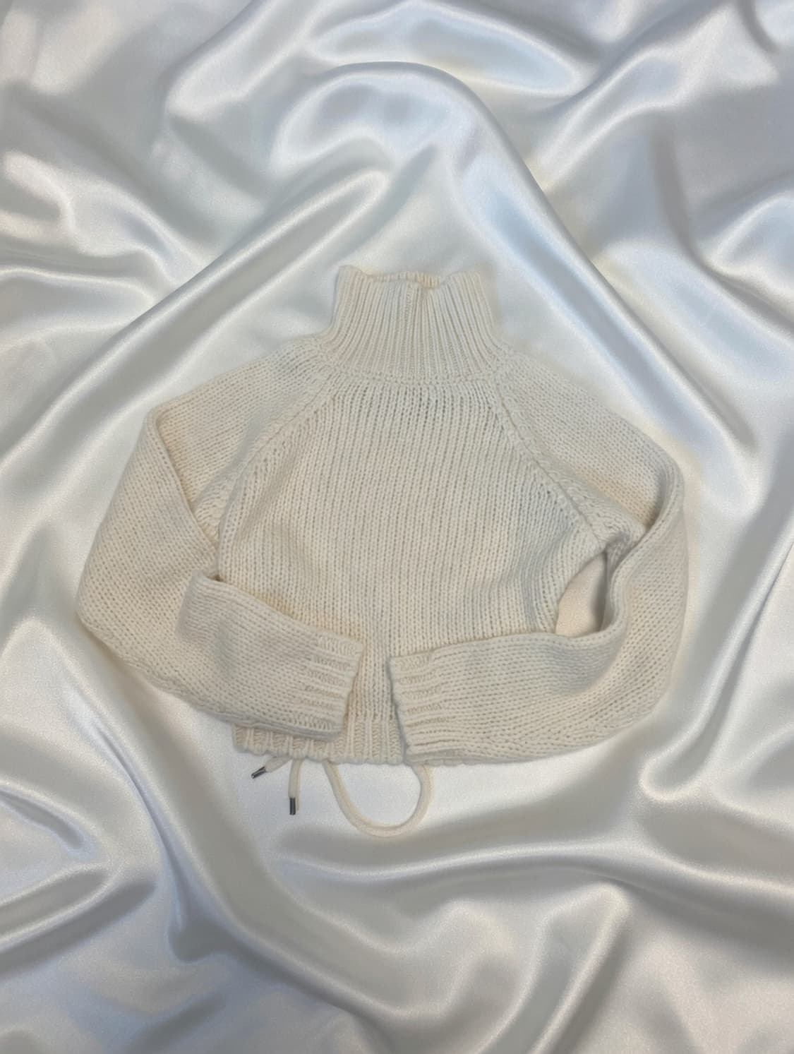 마쥬 레이스업 터들넥니트 상품이미지3