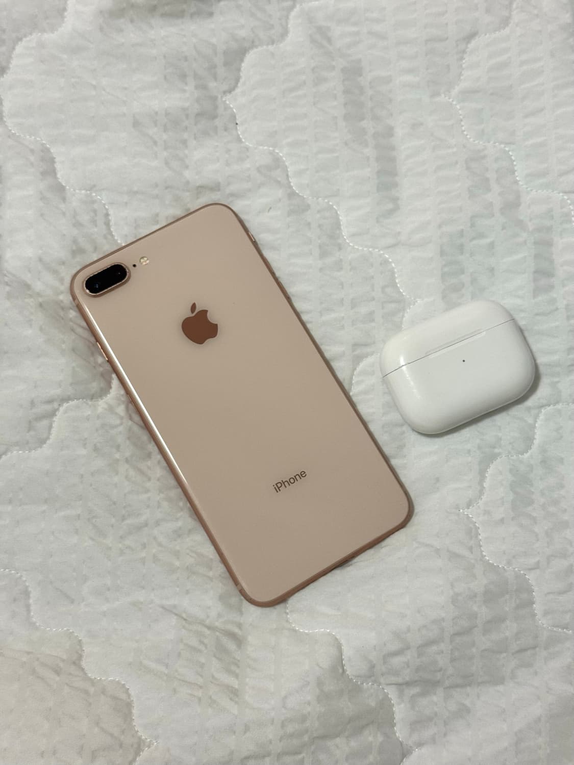 iphone 8plus gold 64gb 상품이미지3