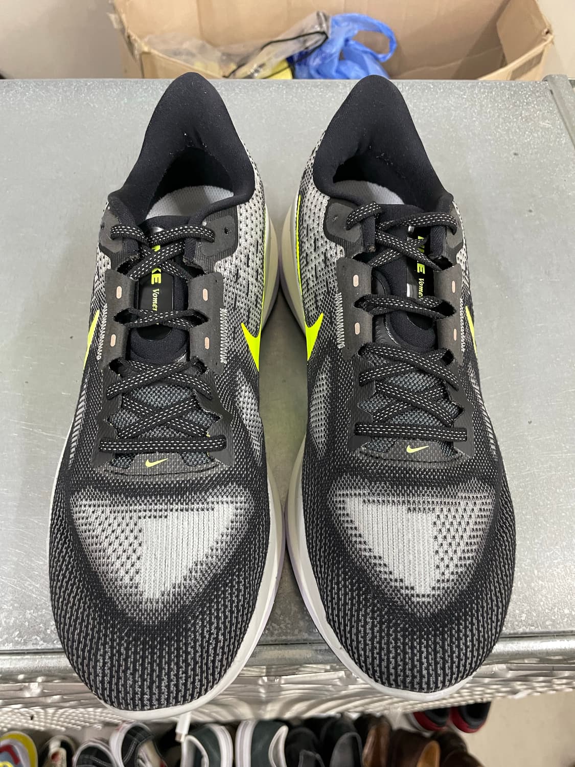 나이키 보메로 17 스모크 그레이 270 (gr-4474) 상품이미지5