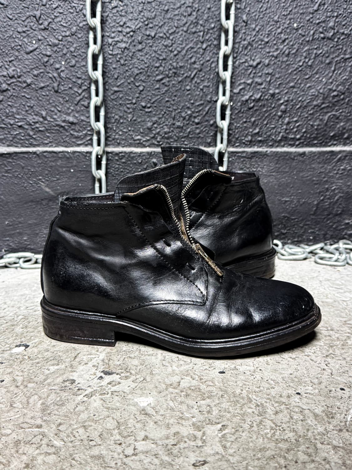AS 98 – Front Zip Leather Ankle Boots   상품이미지4