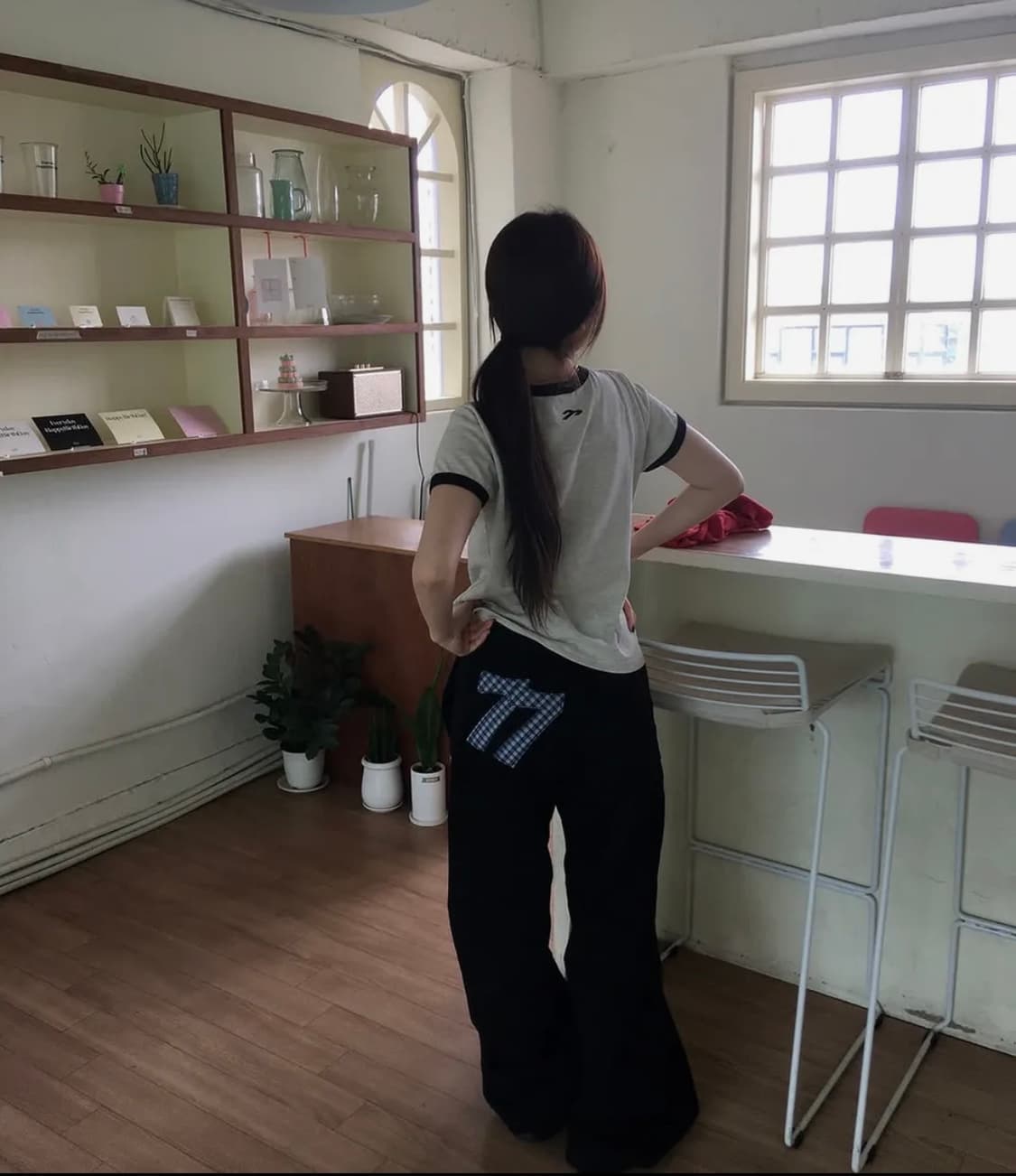 탄산마그네슘 77 아플리케 팬츠 블랙 1 상품이미지1